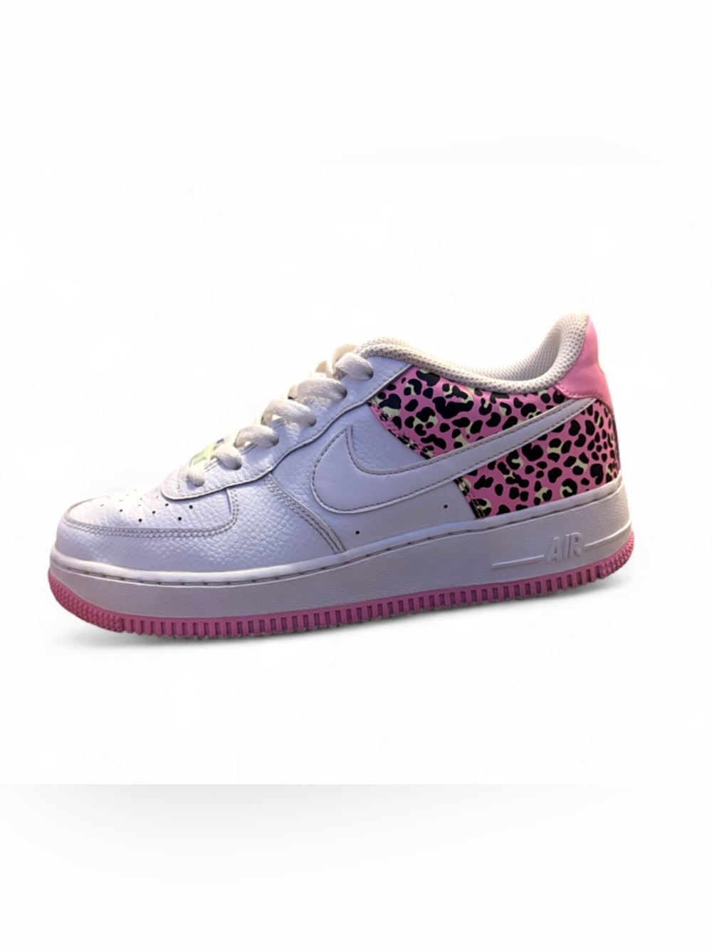 Nike Air Force 1 Low 07
Pink Leopard